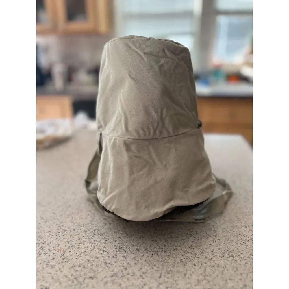 Lord & Taylor Reversible Bucket Hat - Picture 5 of 7